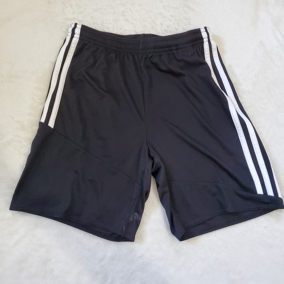 Kids adidas soccer shorts - Picture 1 of 3
